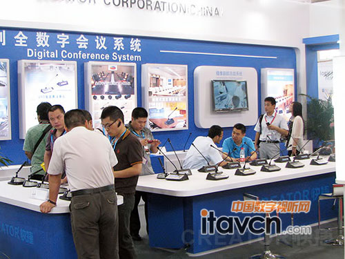 CREATOR快捷盛裝亮相PALM EXPO 2012 數(shù)字技術(shù)服務(wù)現(xiàn)場引關(guān)注